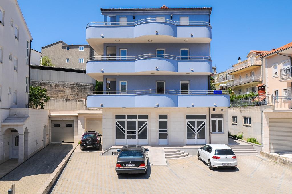 Apartments Anamarija Split Exteriör bild